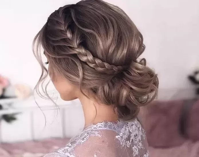 شينيون بسته شل با بافت ساده