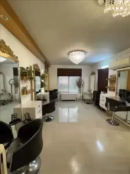 سالن زيبايي ريحانه خاکپور
