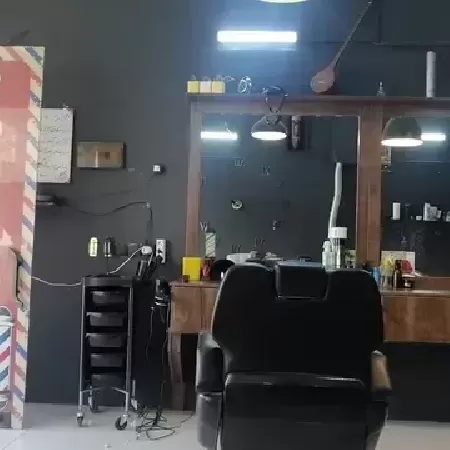 آرايشگاه جوان