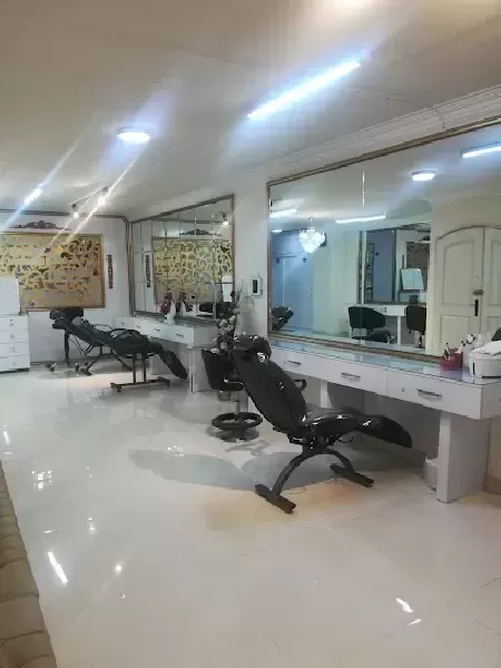 سالن زيبايي مهشاد