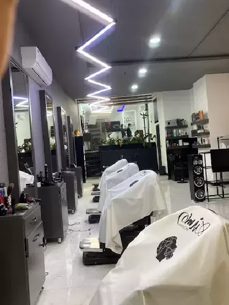 آرايشگاه هندسام