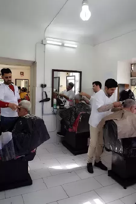 آموزشگاه آرايشگري مردانه شهرراز