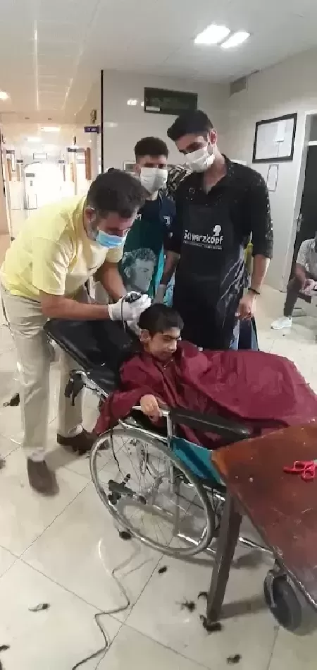 آموزشگاه پيرايش مردانه سزايي