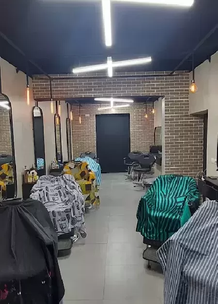 آرايشگاه مردانه دِکــــات
