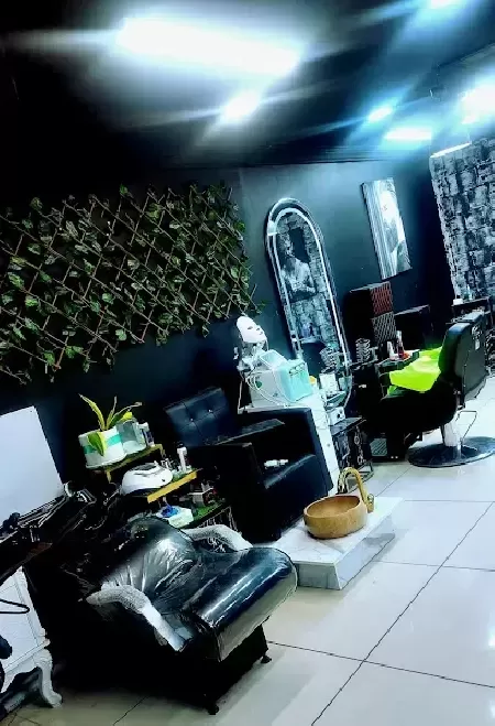 آرايشگاه مردانه وکودک ام کات