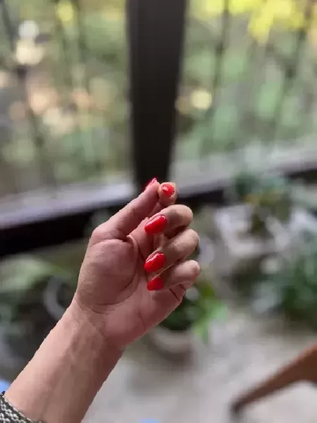 سالن زيبايي ناهيد شکوهي