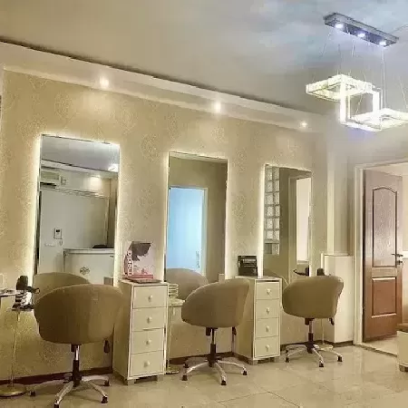 سالن زيبايي رزانا