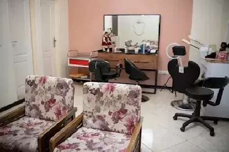 سالن زيبايي نوشا