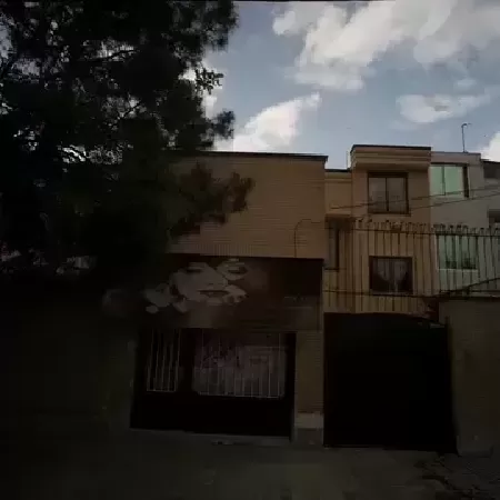 سالن زيبايي فرنگيس