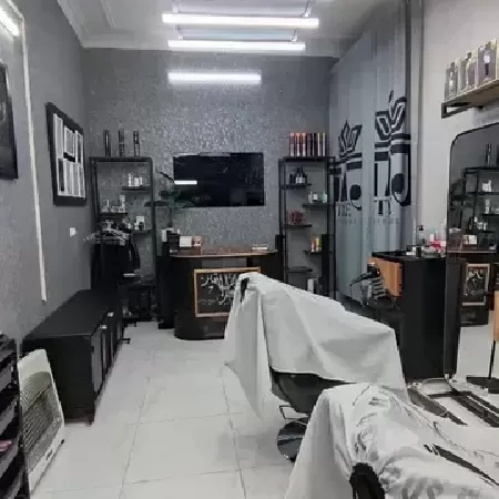 آرايشگاه تاج استايل