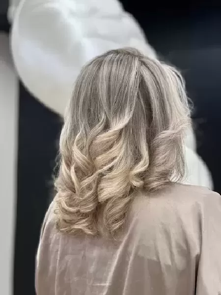 آرايشگاه پارس بانو