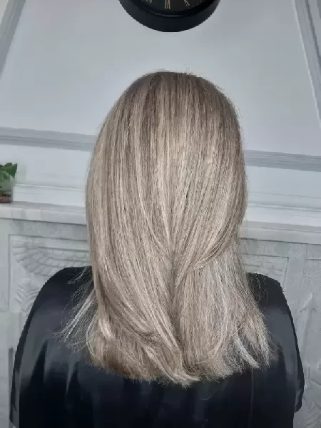 سالن زيبايي محدثه بوژآبادي