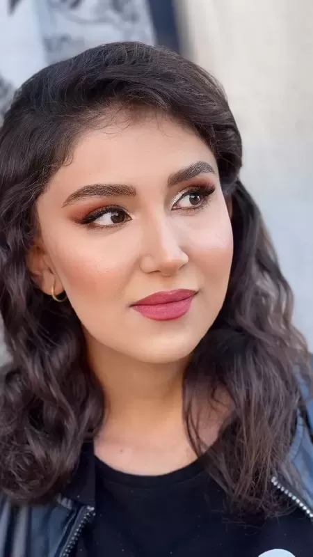 سالن زيبايي رونا 