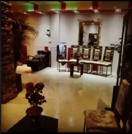 سالن زيبايي مليکا