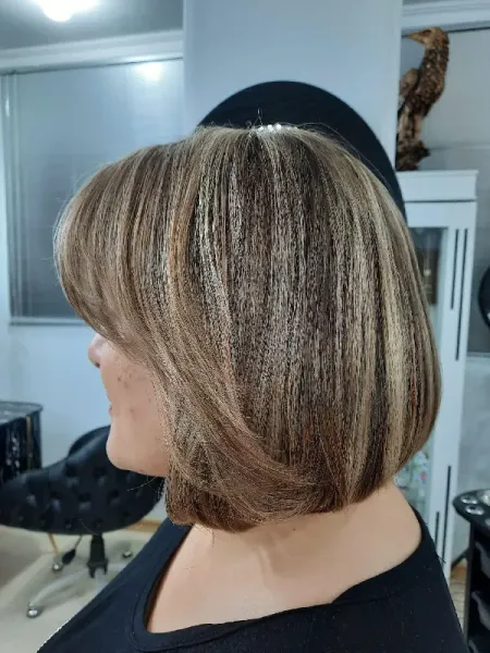 سالن زيبايي آردا