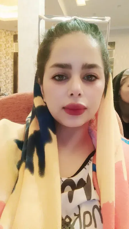 سالن زيبايي پلک