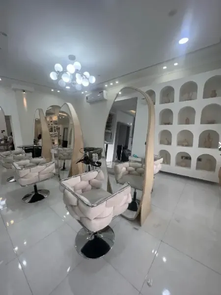 سالن زيبايي مکياج