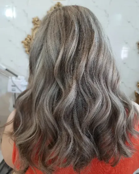 سالن زيبايي ساناي 