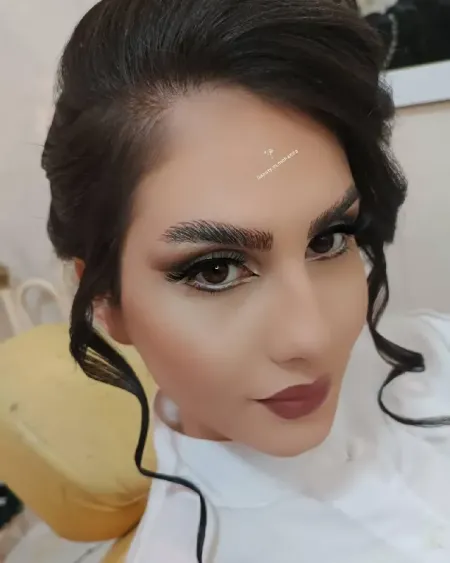 سالن زيبايي مهنا