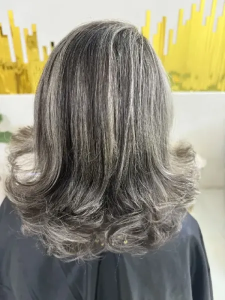 سالن زيبايي آيدا