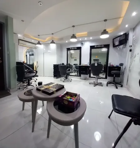 سالن زيبايي ماهک