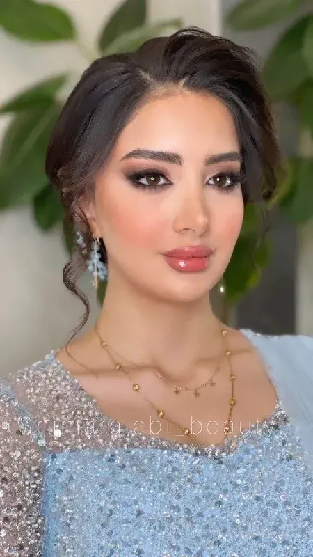 سالن‌ زيبايي سا‌يه‌ها‌