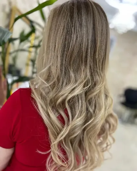 سالن زيبايي مه آرا