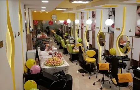 سالن زيبايي آواژه