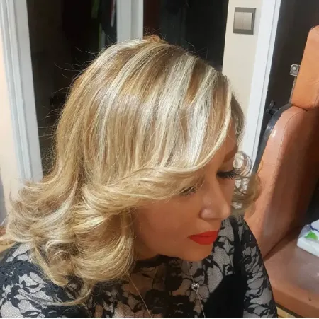 سالن زيبايي چهره نما