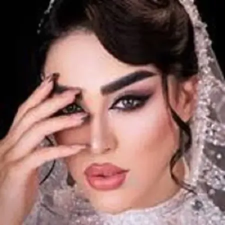 سالن زيبايي ملکه