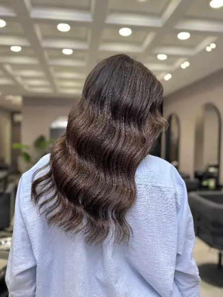 سالن زيبايي مون لند