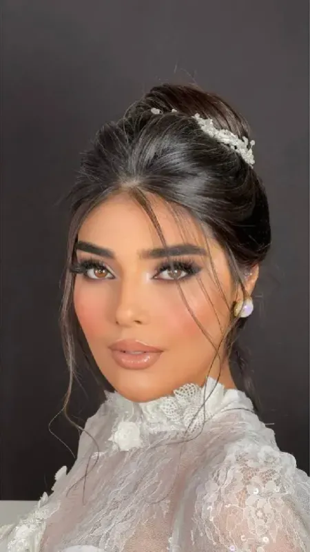 سالن زيبايي آوينا