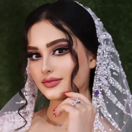 سالن زيبايي آزاده بانو