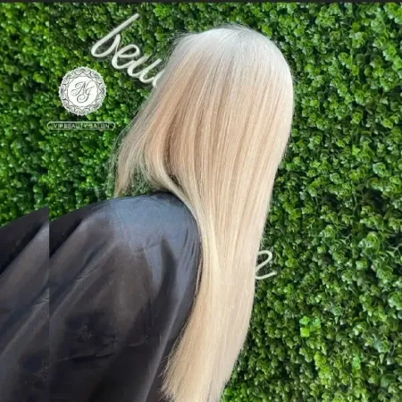 آرايشگاه زنانه نوآفرين